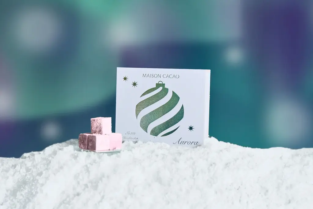 メゾンカカオのクリスマスコレクション【AURORA】11月13日より登場。 チョコレートのない冬なんて。オーロラが包む、奇跡の季節へ。 画像 4
