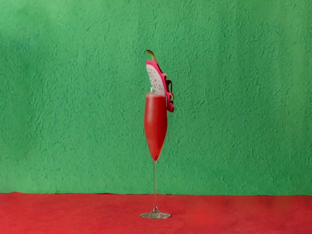 沖縄の定番ハーブ「フーチバー」がチーズケーキに！ニシヨモギの爽やかな香りとまろやかな苦味が楽しめるキャンドルケーキなど、期間限定クリスマスメニューがESTINATE HOTEL 那覇に12/1より登場 画像 4