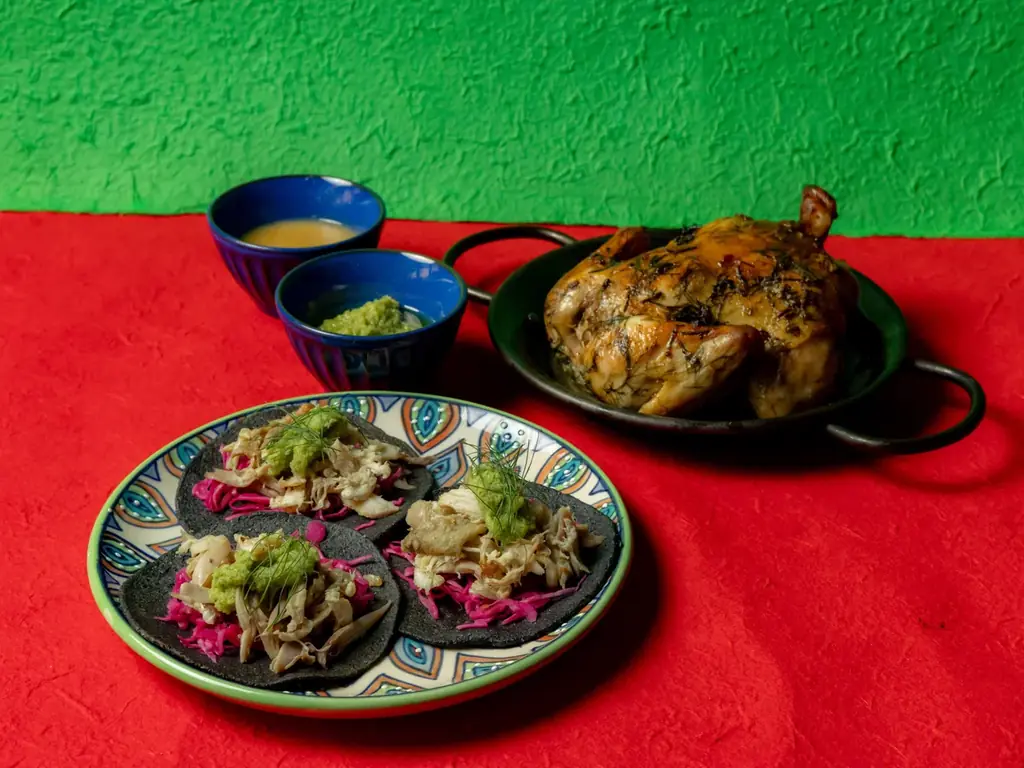 沖縄の定番ハーブ「フーチバー」がチーズケーキに！ニシヨモギの爽やかな香りとまろやかな苦味が楽しめるキャンドルケーキなど、期間限定クリスマスメニューがESTINATE HOTEL 那覇に12/1より登場 画像 5