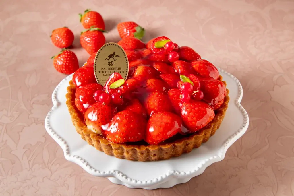 甘く華やぐ冬。艶やかいちごのケーキで満たす、小さな幸せ。神戸の洋菓子屋「PATISSERIE TOOTH TOOTH」より、11月20日（木）スタート。 画像 8