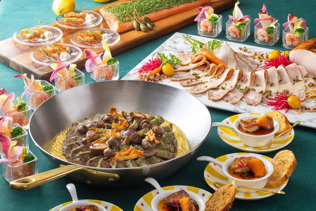 横浜ベイホテル東急、2025年クリスマスブッフェを開催 画像 1