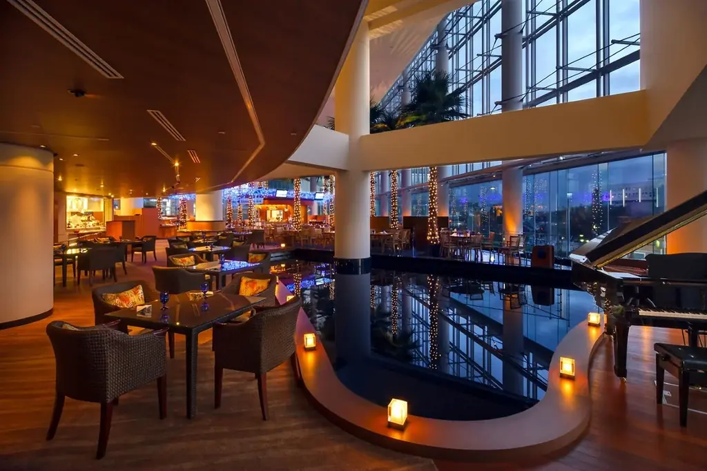 横浜ベイホテル東急、2025年クリスマスブッフェを開催 画像 11