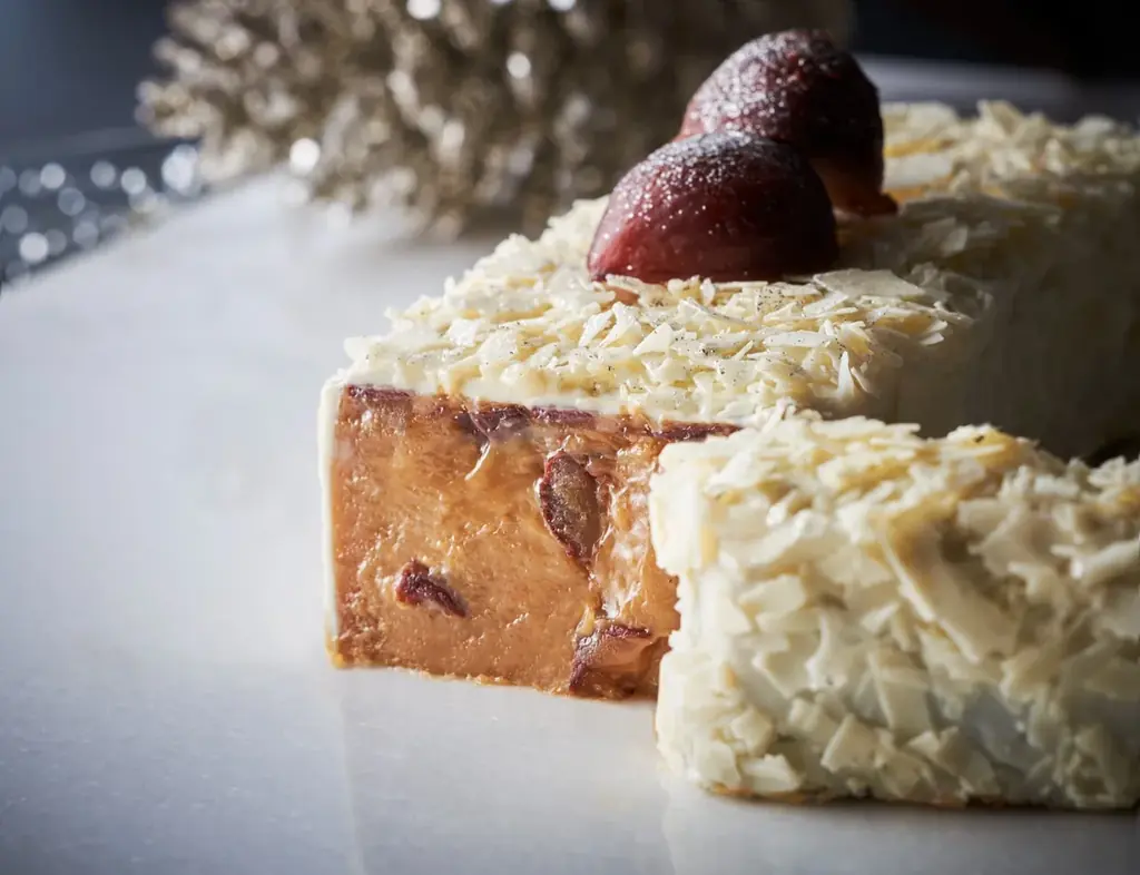 【冬季限定】“白雪のマロンテリーヌ” クリスマスを彩る大人のためのスイーツ 12/1新発売 画像 4