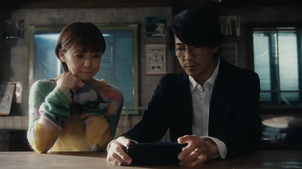 ドラマ『MISS KING / ミス・キング』第7話、「ABEMA」で無料配信開始！ラスト30秒、飛鳥を揺るがす衝撃の事実…「まさかの展開」「来週まで待てないよ」コメント殺到 画像 7