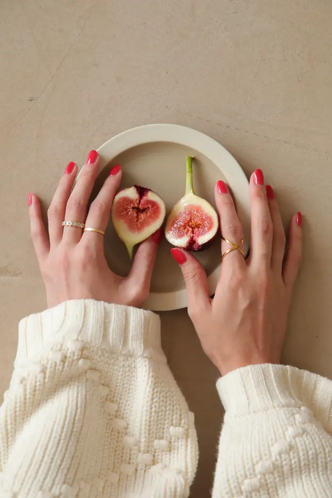 田久保 夏鈴がプロデュースするネイルブランド「lele（レレ）」11月14日（金）21時より、クリスマスコレクション2色が新発売 画像 8