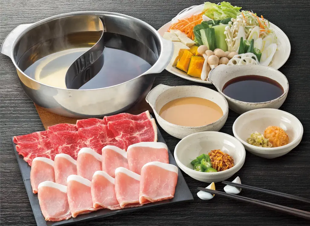 しゃぶ葉にトッピングし放題の“麻辣湯”登場！大人気の「ラムしゃぶ」＆「九州黒豚」が限定復活 画像 18