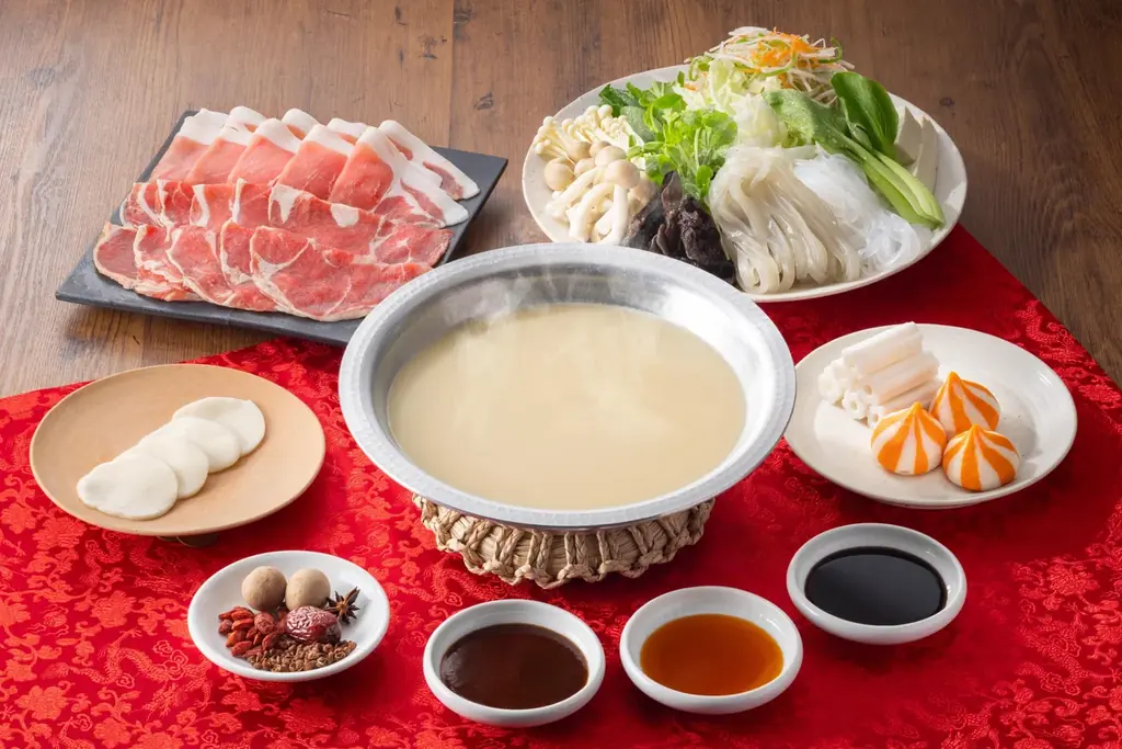 しゃぶ葉にトッピングし放題の“麻辣湯”登場！大人気の「ラムしゃぶ」＆「九州黒豚」が限定復活 画像 2