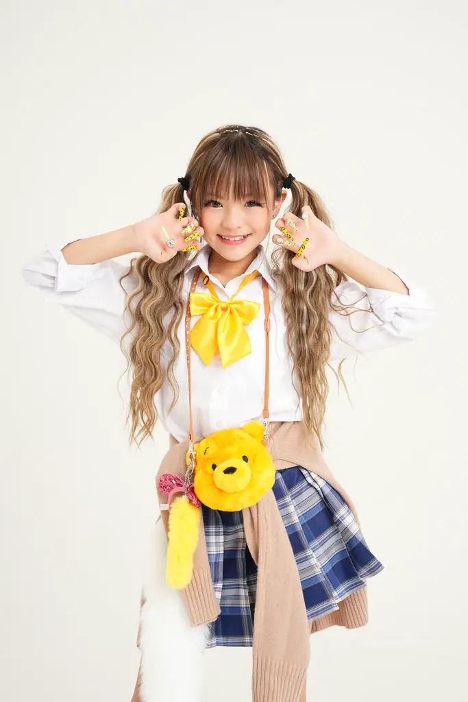 【ドン・キホーテ、アピタ、ピアゴ】限定販売ブランドGRAN EGOIST 25秋冬アイテム第2弾の発売を記念し、人気eggモデル・KOGYARUをお迎えしてサイン＆写メ会イベント開催!! 画像 2