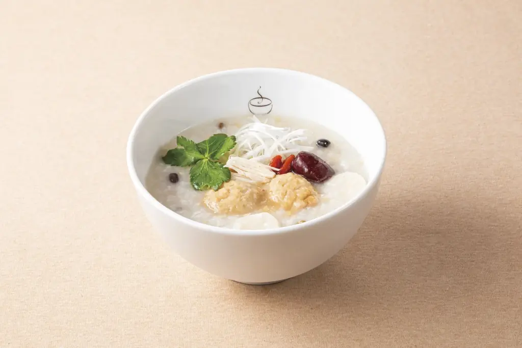 名古屋の恵みと薬膳のやさしさで、冬をもっとおいしくする一杯に。『名古屋コーチン入り鶏団子のサムゲタンかゆ』を11/13（木）から期間限定販売 画像 4