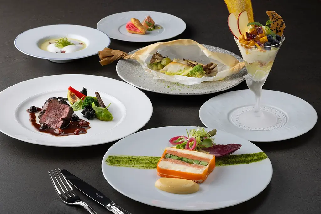 オマールブルー、黒トリュフ、仔羊などを贅沢に。東京ドームホテル、フランス料理のシェフが奏でる「フランス産高級食材で織りなす冬の特別コース」を12月1日(月)より提供開始 画像 3