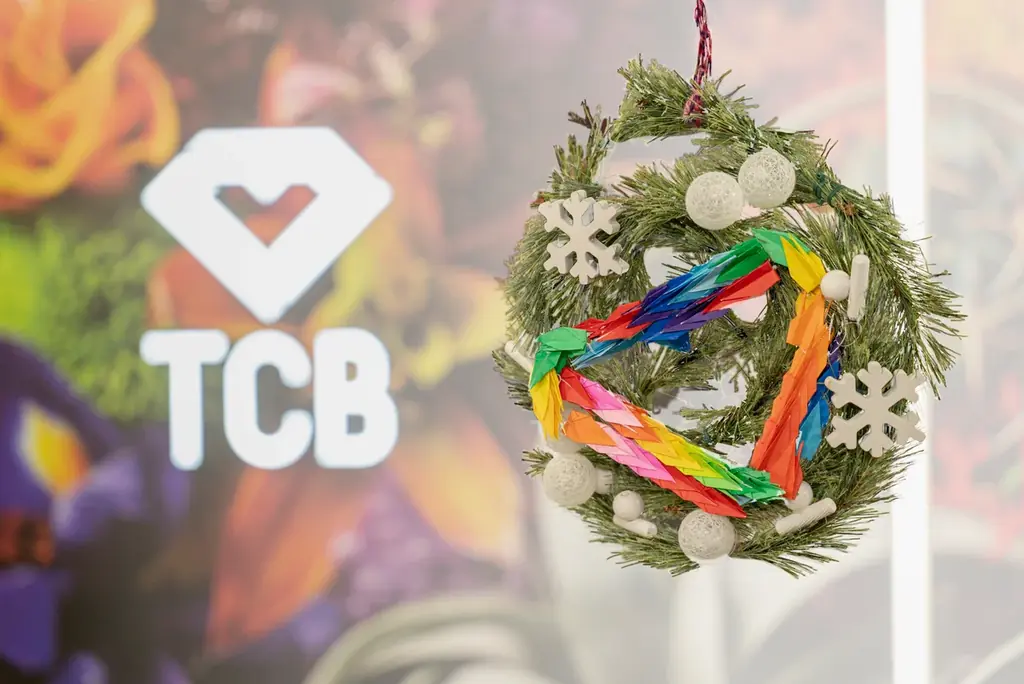 TCBが長崎で折り鶴リース13点を出品　グラバー園で11月展示