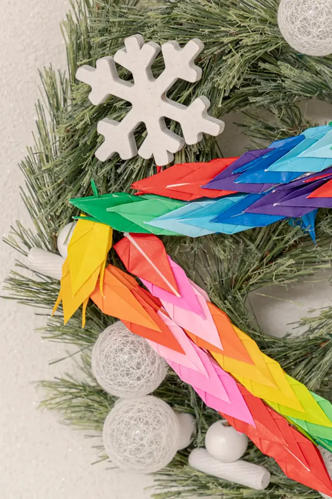 TCB東京中央美容外科、長崎市で開催される「平和の折り鶴クリスマスリース作りコンテスト」に作品13点を出品 画像 4