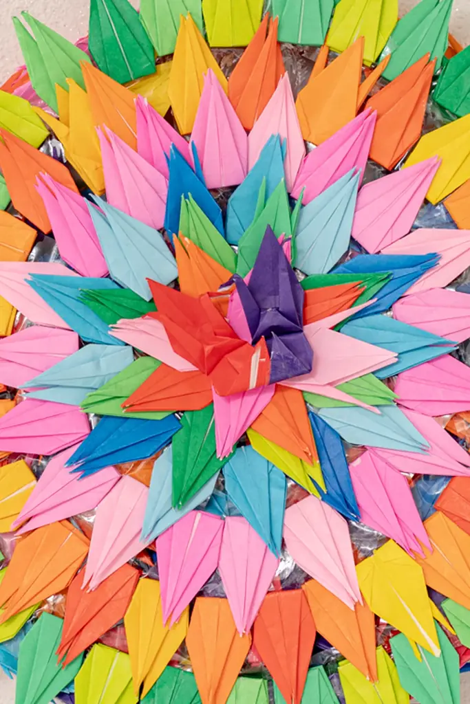 TCB東京中央美容外科、長崎市で開催される「平和の折り鶴クリスマスリース作りコンテスト」に作品13点を出品 画像 8