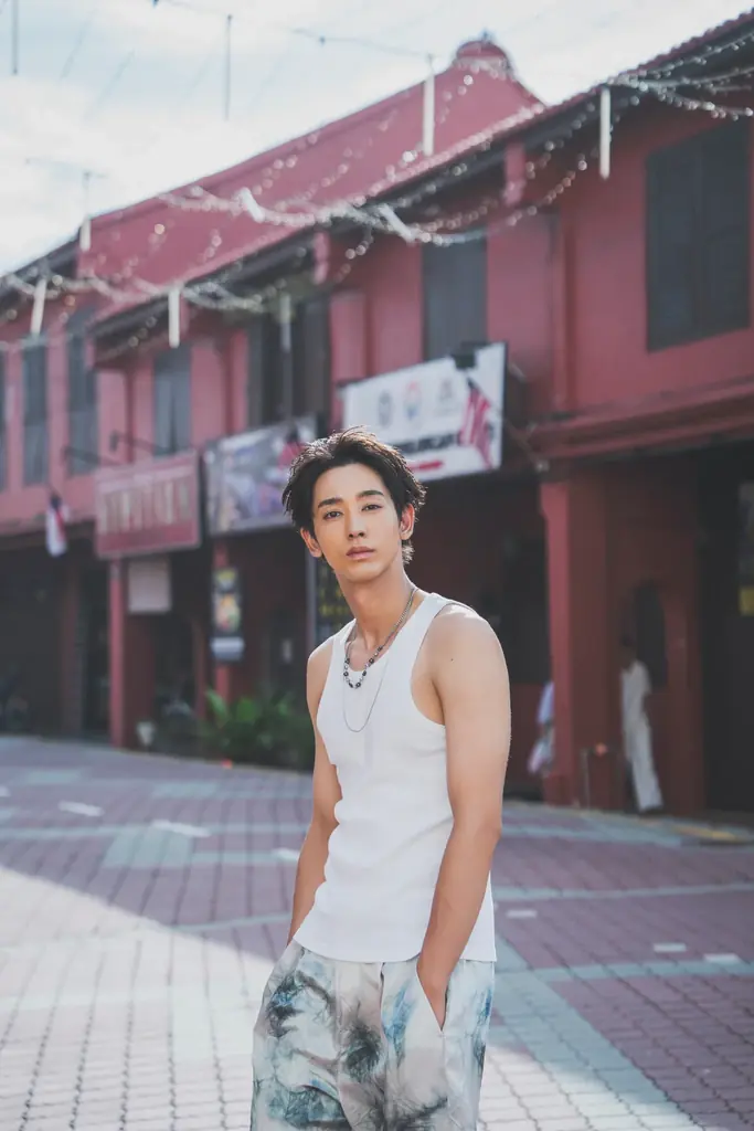 近藤頌利10周年写真集発売