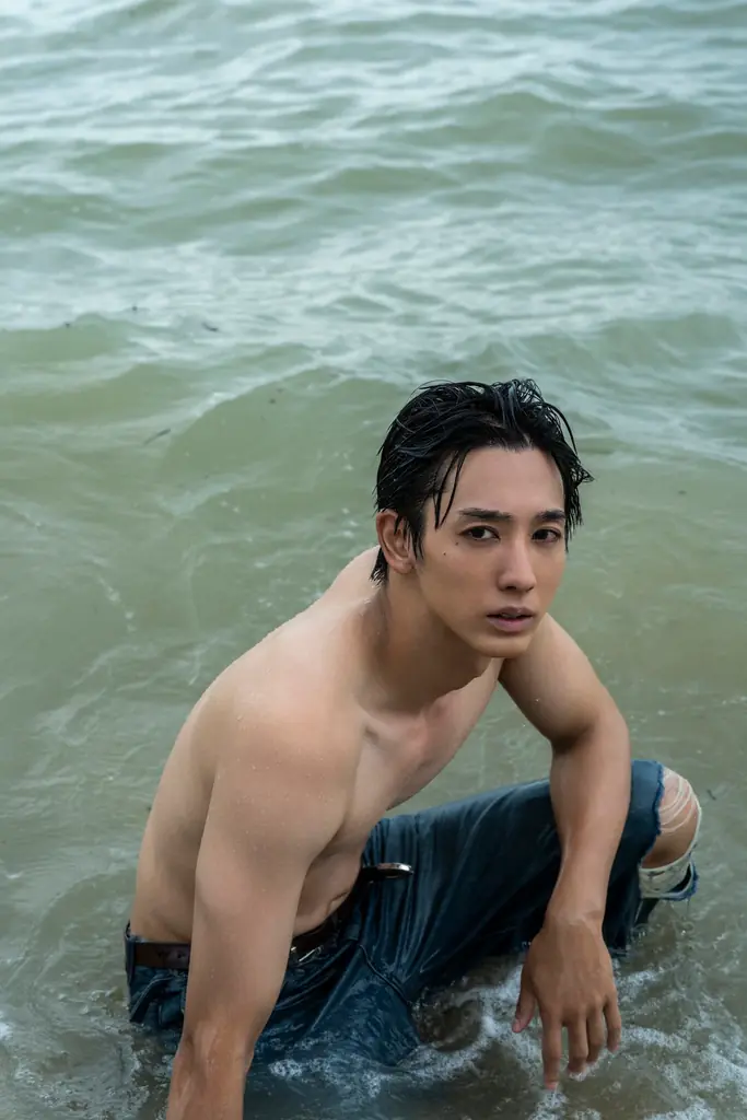 俳優デビュー10周年のメモリアルな一冊が誕生！繊細さと大胆さと色気で魅せる！「初めての近藤頌利」が詰まった写真集発売！ 画像 10