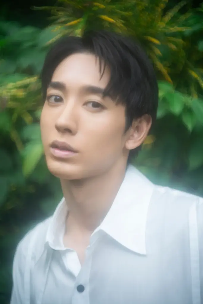 俳優デビュー10周年のメモリアルな一冊が誕生！繊細さと大胆さと色気で魅せる！「初めての近藤頌利」が詰まった写真集発売！ 画像 3