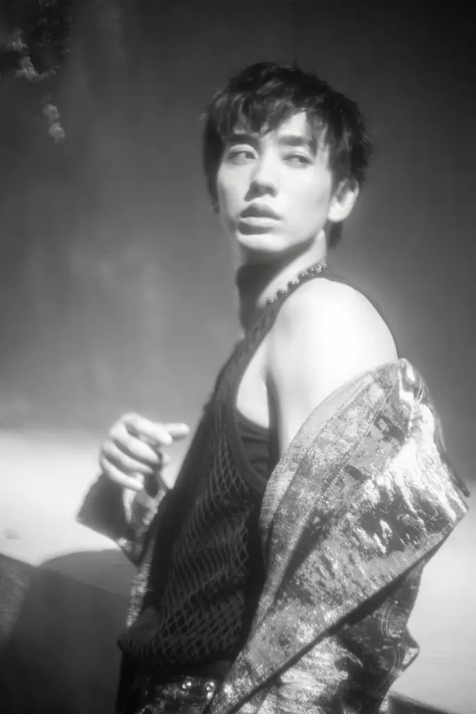 俳優デビュー10周年のメモリアルな一冊が誕生！繊細さと大胆さと色気で魅せる！「初めての近藤頌利」が詰まった写真集発売！ 画像 9