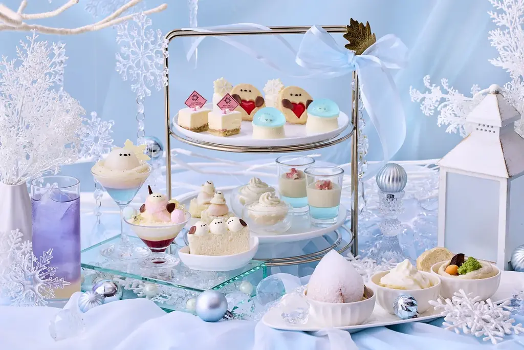 「ぼく、シマエナガ。」コラボレーション【シマエナガランチ 冬～Like Afternoon Tea～】ホリデーシーズンを華やかに彩るラグジュアリーなゆめかわランチ♪ 画像 1