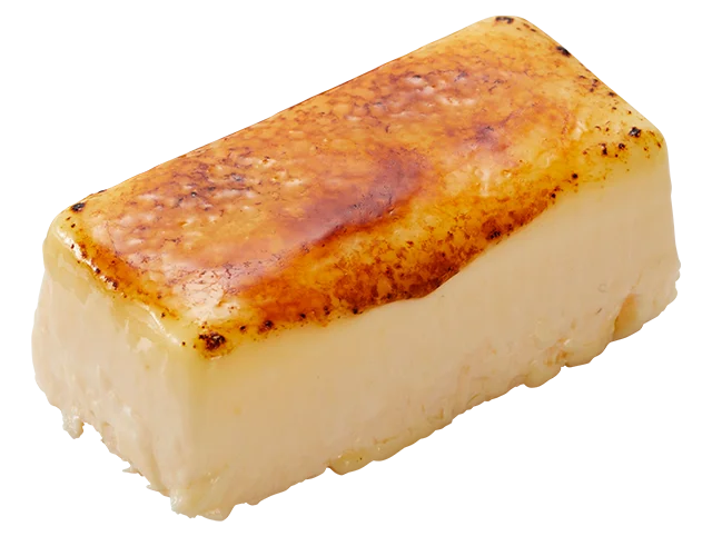 かっぱ寿司の「ごちCAFE」に新定番スイーツ誕生！ご注文をいただいてから一つ一つ店内で丁寧に香ばしく直火で炙る『焦がしカラメルのアイスカタラーナ』を販売開始！ 画像 2