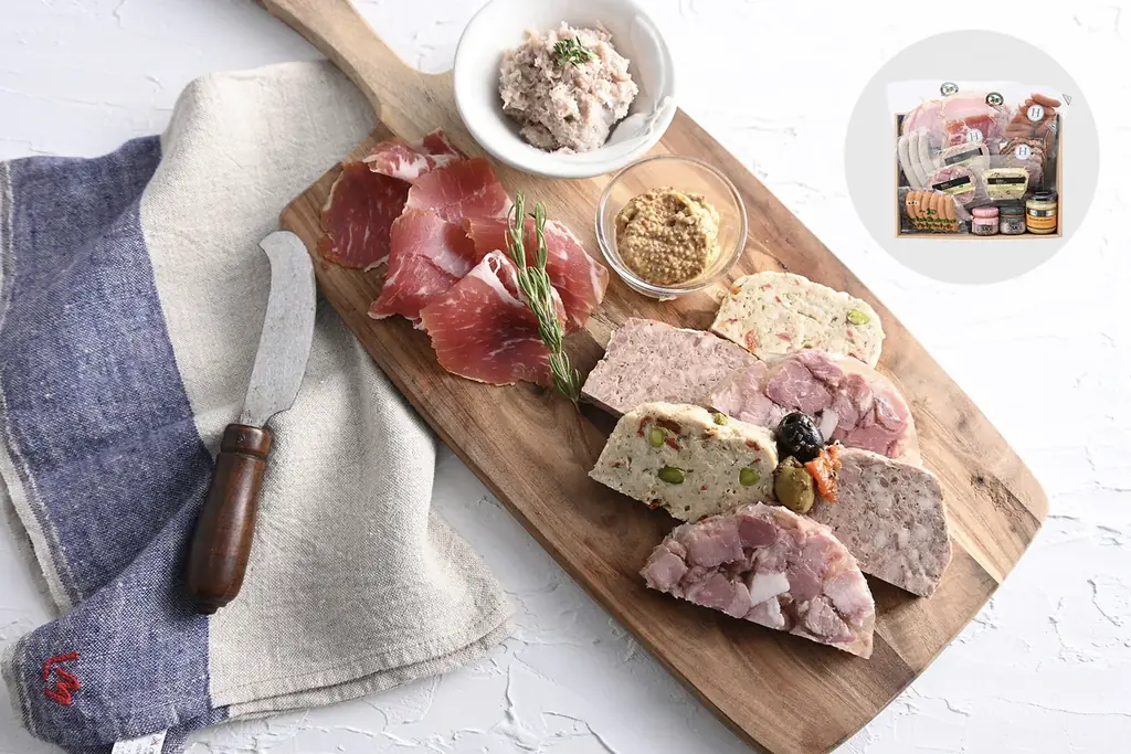 【アンデルセンネット】JULEHYGGE（クリスマスのヒュッゲ）～幸せをはこぶ贈りもの～　サンタやツリーのパンを詰めた「クリスマスのスペシャルボックス」など、11月新発売 画像 7