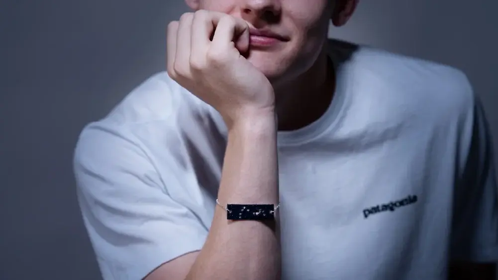 【Astrocolors(アストロカラーズ)】琺瑯アクセサリーブランド「Unomismo」より12星座をテーマとした“世界でたった1人のあなた”に寄り添う琺瑯ブレスレットが誕生！ 画像 19