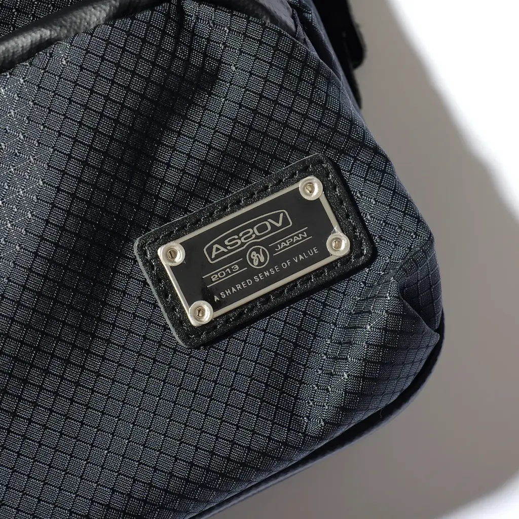 AS2OVの人気「ウォレットショルダー」が防水生地にアップデート11月14日(金)より直営店限定発売 画像 2