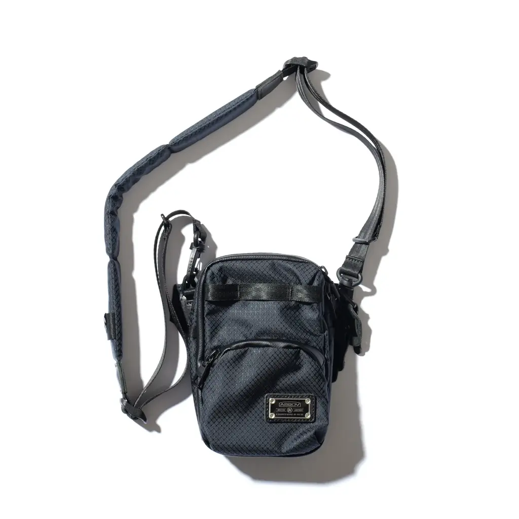 AS2OVの人気「ウォレットショルダー」が防水生地にアップデート11月14日(金)より直営店限定発売 画像 3