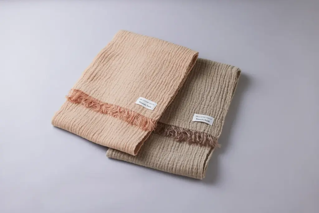 桜アップサイクルプロジェクト 第二弾、キュプラとラムウールで仕立てた『ホテルを彩った桜で染めたマフラー』が誕生 画像 2