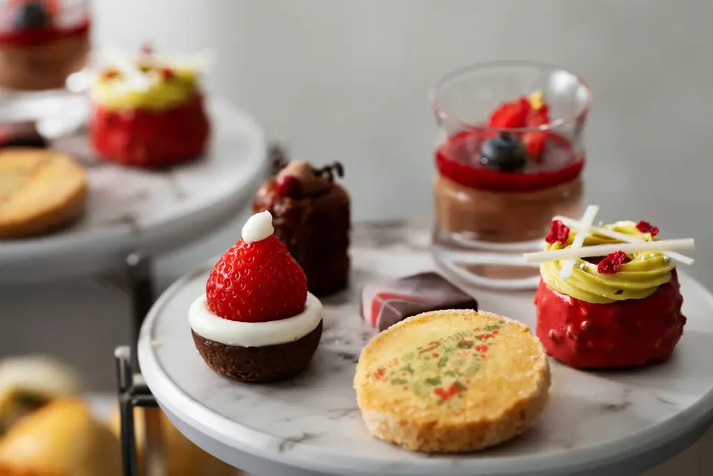 【12/1～12/25】八芳園内レストラン「ALL DAY DINING FUDO」初のアフタヌーンティー― クリスマスだけの特別ラインアップの「クリスマスアフタヌーンティー」をご提供 ― 画像 2