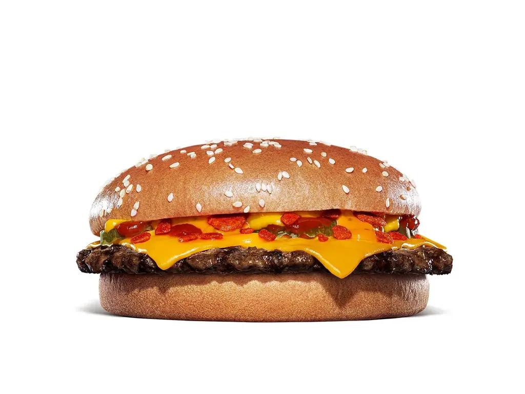 バーガーキング® から、にんにくの旨味がガツンとくる特製ガーリックソースと直火焼きビーフがクセになる「にんにく・ガーリックバーガー」復活！スパイシーガーリックフレーク入りの旨辛「スパイシー」新発売！ 画像 4