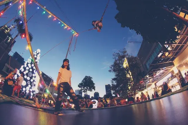 【スカイランタンを飛ばせる】都内最大級のイルミネーション会場でワイルドな体験型クリスマスイベント「Outdoor Xmas Week」が12/13~23に開催決定！ 画像 4