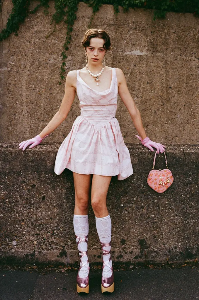 Vivienne Westwood『NANA』25周年を記念したスペシャル・カプセルコレクションを発売 画像 2