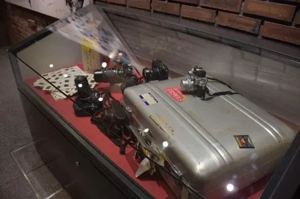 【豊橋市美術博物館】過去最大規模の個展「風と光のアート 鈴木英人の世界展」に地元企業とのコラボグッズが登場 画像 6