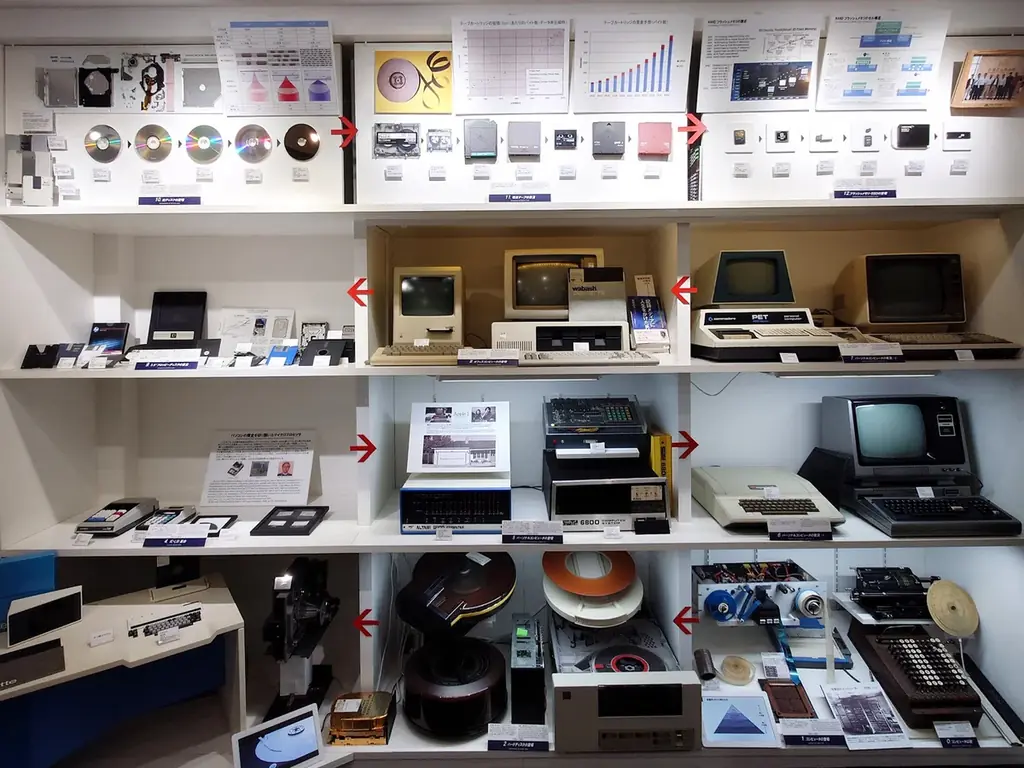 2025年ブラックフライデーイベント『レガシーメディア大放出セール』最大20％オフで開催！【株式会社磁気研究所】 画像 2