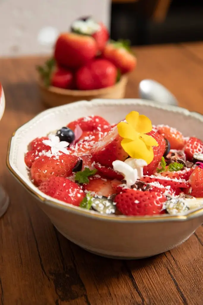 パフェスタイルのアサイーボウルが新登場！！ 画像 4