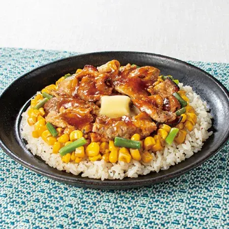 【広島県限定】チチヤス牛乳使用のスイーツや店頭で揚げる「もみじ饅頭」など計9商品を発売　ご当地メニューや地元食材で「ええじゃろ！広島フェア」をセブン‐イレブンで開催 画像 3