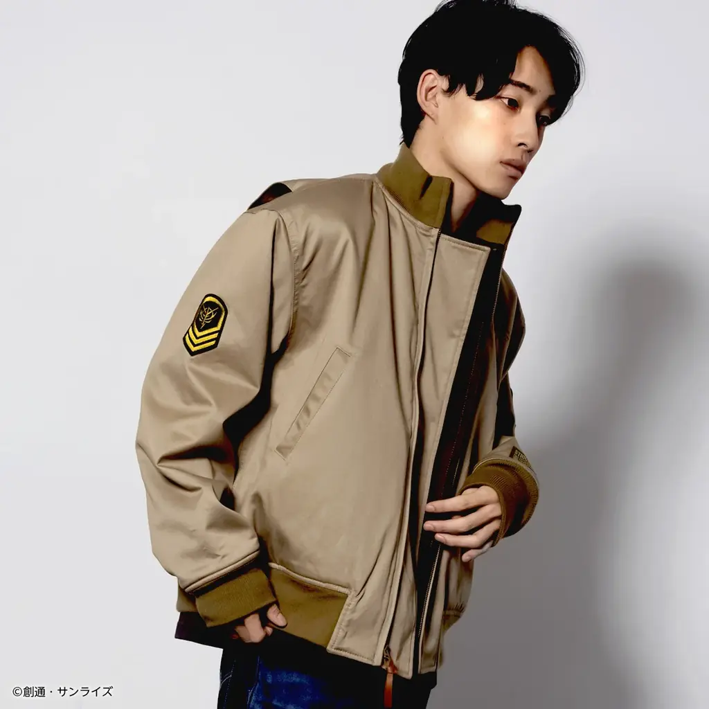 STRICT-G.ARMSシリーズより2025FW第2弾となる『機動戦士ガンダム』『機動戦士ガンダム 逆襲のシャア』の本格ミリタリーアウターの新作が登場！ 画像 5