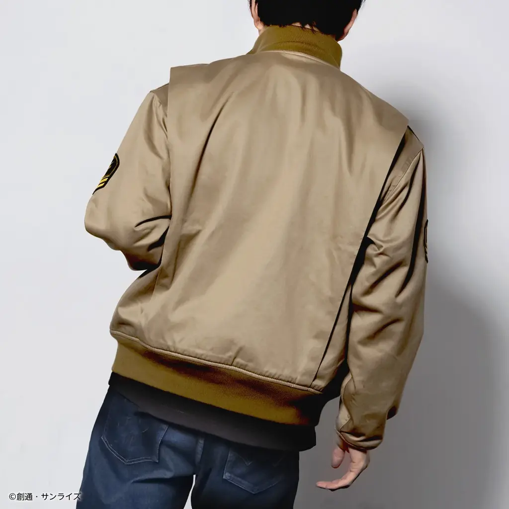 STRICT-G.ARMSシリーズより2025FW第2弾となる『機動戦士ガンダム』『機動戦士ガンダム 逆襲のシャア』の本格ミリタリーアウターの新作が登場！ 画像 7