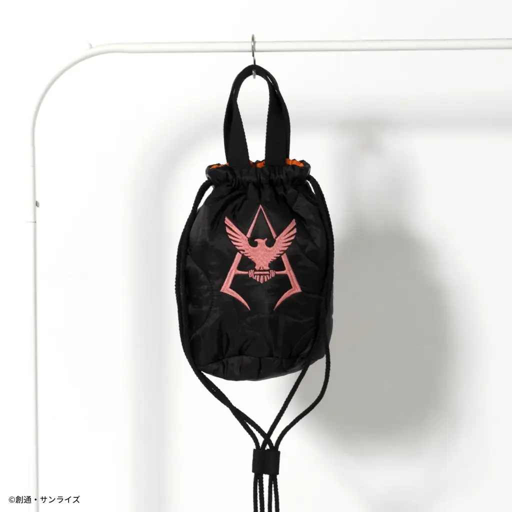 STRICT-G.ARMSシリーズより2025FW第2弾となる『機動戦士ガンダム』『機動戦士ガンダム 逆襲のシャア』の本格ミリタリーアウターの新作が登場！ 画像 9