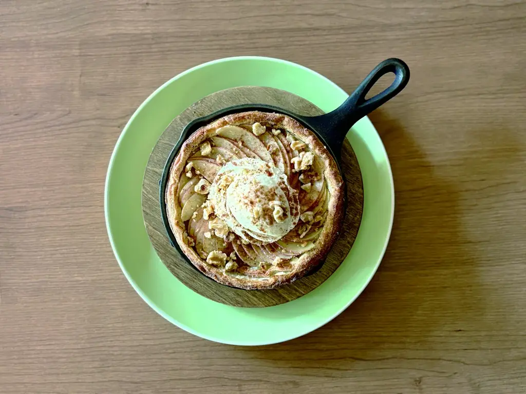 信州りんごのスキレットパイ