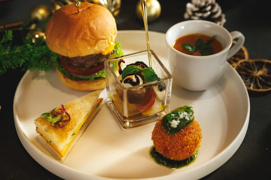 ウルフギャング氏が手掛ける新業態イタリアンレストラン「イル・ルピーノ・プライム」ピスタチオやゆずが香る、冬限定の心ときめく「クリスマス・アフタヌーンティー」12月1日(月)より期間限定スタート！ 画像 3