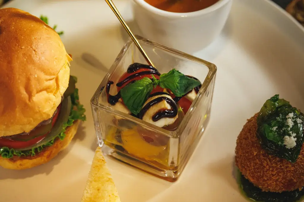 ウルフギャング氏が手掛ける新業態イタリアンレストラン「イル・ルピーノ・プライム」ピスタチオやゆずが香る、冬限定の心ときめく「クリスマス・アフタヌーンティー」12月1日(月)より期間限定スタート！ 画像 9