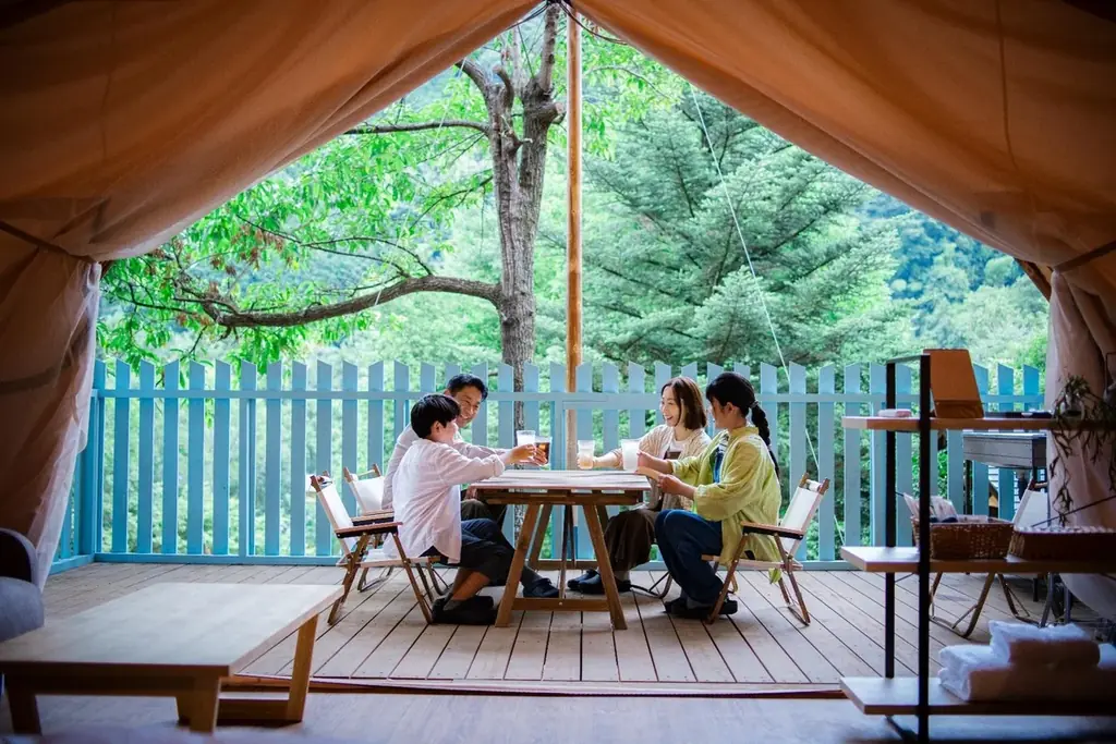 いこーよが全国の施設とタッグ！『ファミリーの思い出応援プロジェクト』山梨県の「ミューの森」無料宿泊券を3組9名様にプレゼント！ 画像 2