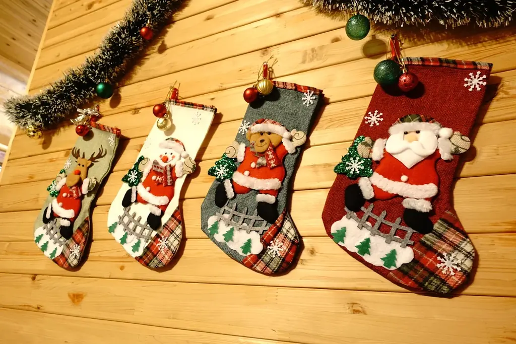 【兵庫県宍粟市】クリスマスをもっと楽しく！森のコテージに“みんなで泊まれるクリスマスルーム”が誕生 画像 3