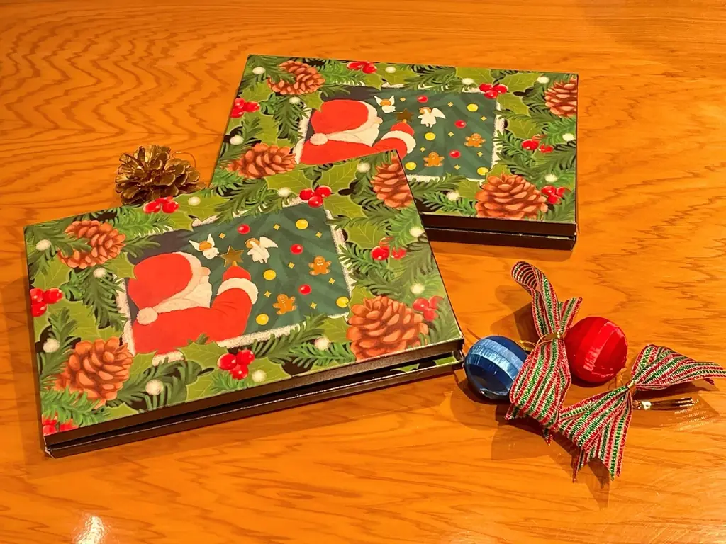 【銀座 松﨑煎餅】クリスマスの贈り物に…冬を彩る限定の瓦せんべいセット、『クリスマス三味胴』『クリスマス暦』登場 画像 3