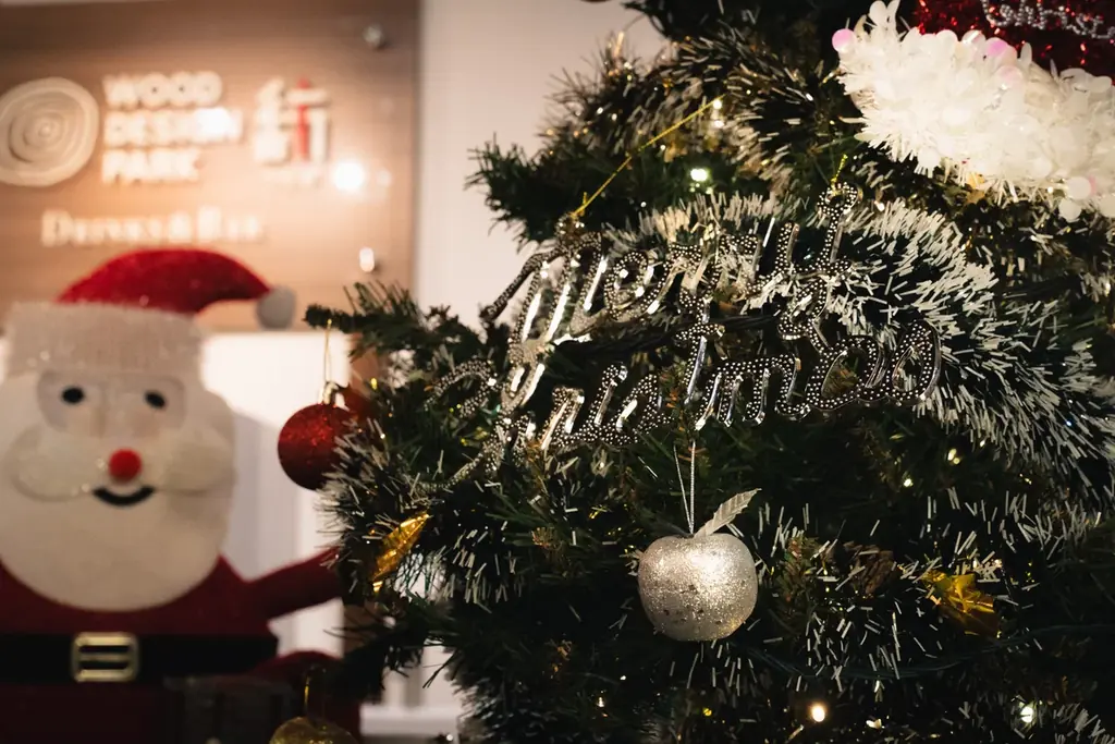 【愛知県一宮市】この冬だけの非日常へ。サンタがお届け“森のラグジュアリークリスマス”が登場｜グランピング宿泊ウッドデザインパークいちのみや-紡- 画像 3