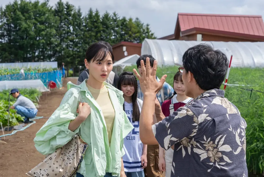 俳優 菅井友香さんが高校の調理部顧問役で北海道農業の魅力に触れる！ホクレンのWEBドラマ『ハイスクールキッチン～リラが出会ったサステナブル北海道農業×存続ギリギリの調理部～』 11月17日公開 画像 5