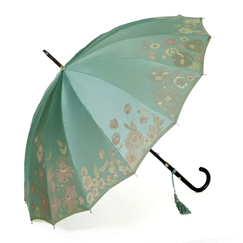 老舗洋傘メーカー・トンボ洋傘前原光榮商店の直営店「浅草三筋町店」にて、12月1日（月）～12月25日（木）に期間中クリスマス限定イベントを開催。抽選でその場で豪華賞品をプレゼント。 画像 10