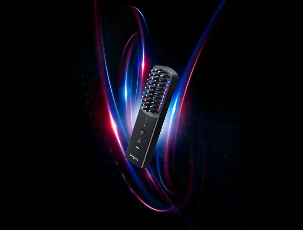 【新品同様】Brighte LED美顔器 Amazon.co.jp: 【佐々木希 アンバサダー】Brighte(ブライト) ELEKI