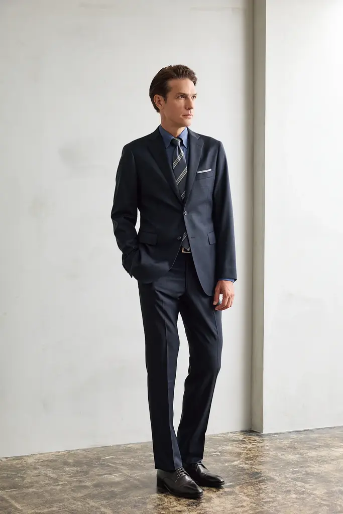 AOKI＆イタリアの名門生地ブランドREDA社コラボオリジナル企画生地コレクション「MOVIMENTO（モビメント）」始動 画像 2